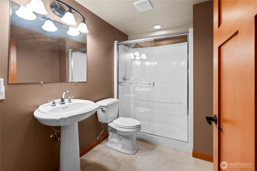Property photo for 23805 Se 380th, Enumclaw photo 30