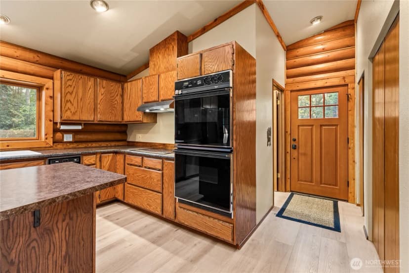 Property photo for 23805 Se 380th, Enumclaw photo 12