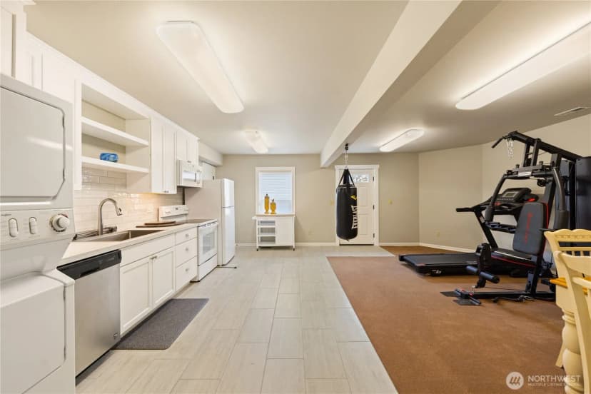 Property photo for 2911 Meridian Court, Anacortes photo 32