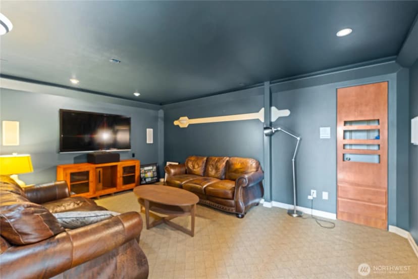 Property photo for 2911 Meridian Court, Anacortes photo 24