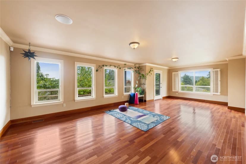 Property photo for 2911 Meridian Court, Anacortes photo 22