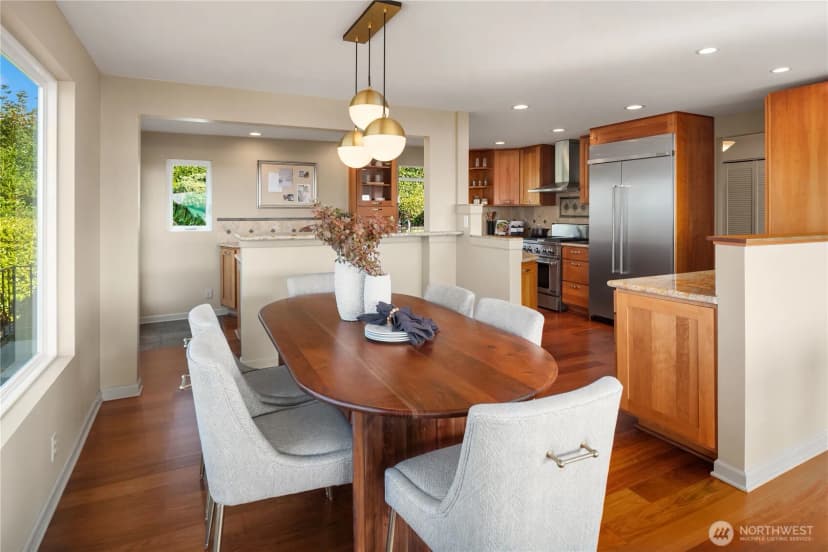 Property photo for 3326 58th Avenue Sw, Seattle photo 12