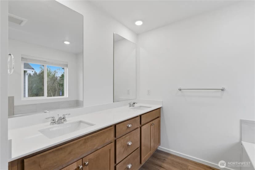 Property photo for 1612 Lorraine Way, Port Townsend photo 11