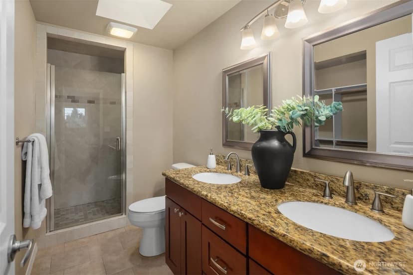 Property photo for 18710 64th Avenue W, Lynnwood photo 21