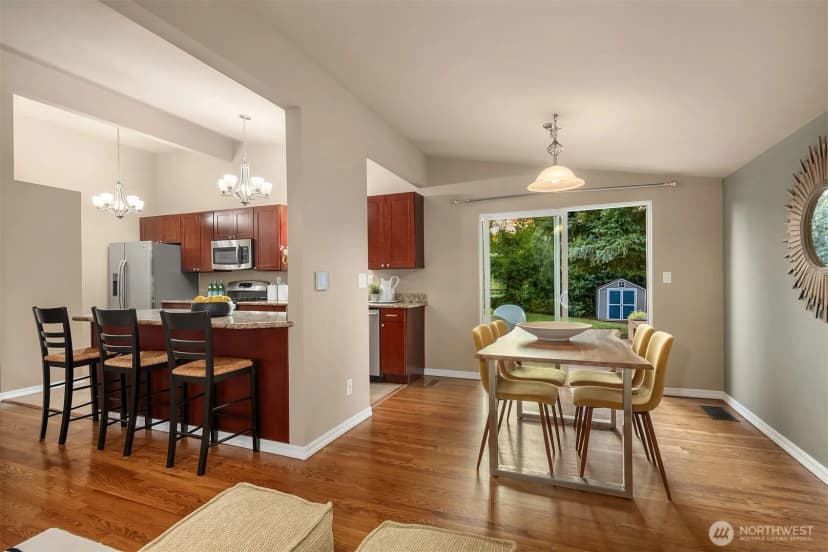 Property photo for 18710 64th Avenue W, Lynnwood photo 9