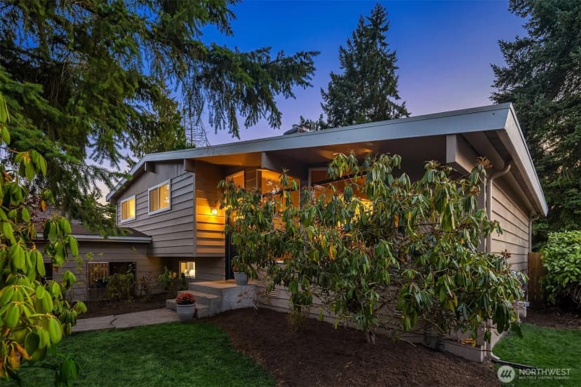 Property photo for 18710 64th Avenue W, Lynnwood photo 3