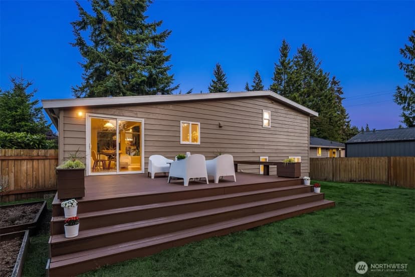 Property photo for 18710 64th Avenue W, Lynnwood photo 27