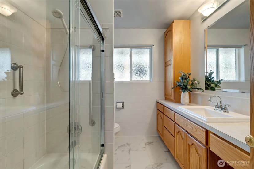 Property photo for 931 Hoyt Avenue, Everett photo 16