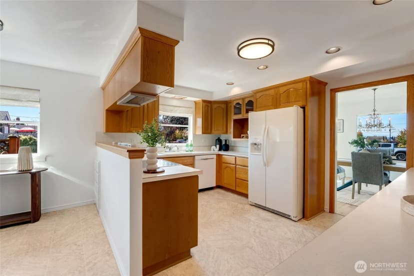 Property photo for 931 Hoyt Avenue, Everett photo 12