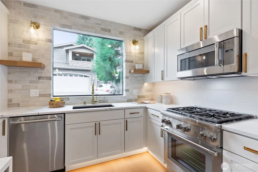 Property photo for 1506 3rd Street, Kirkland photo 8