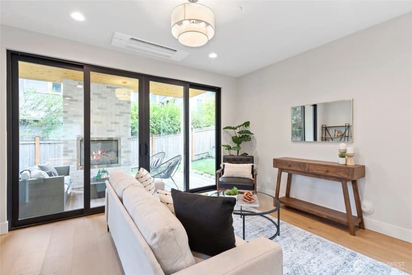 Property photo for 1506 3rd Street, Kirkland photo 14