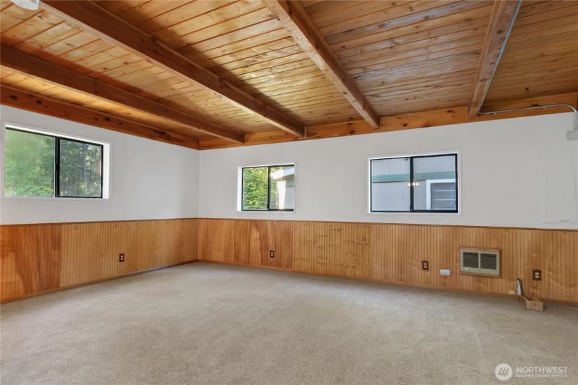 Property photo for 213 346th Street E, Roy photo 23