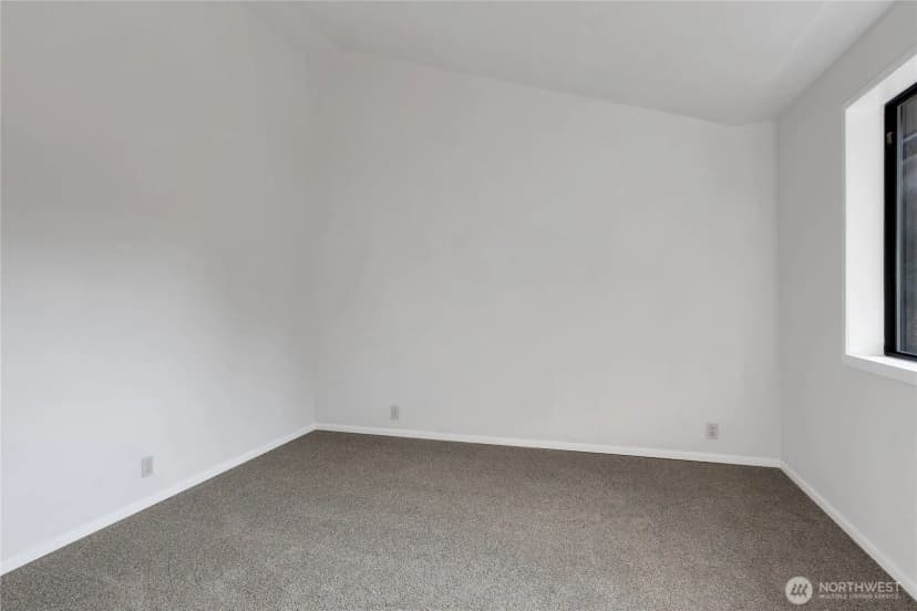 Property photo for 213 346th Street E, Roy photo 18
