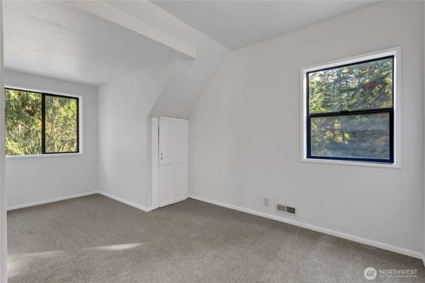 Property photo for 213 346th Street E, Roy photo 14