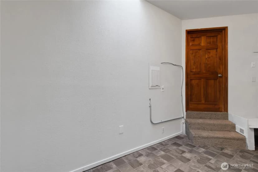 Property photo for 213 346th Street E, Roy photo 25