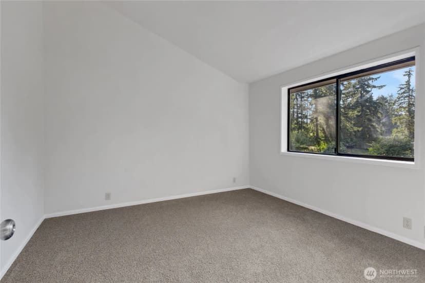 Property photo for 213 346th Street E, Roy photo 17