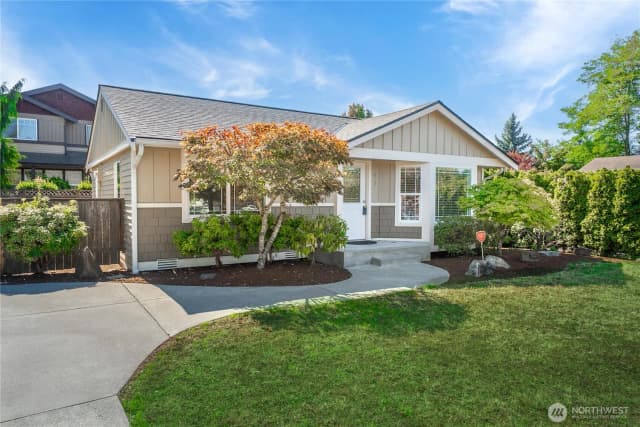 Property photo for 1617 Ne 28th Street, Renton photo 2