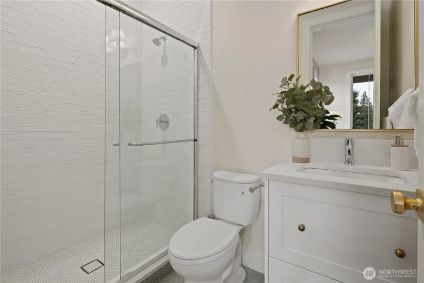 Property photo for 335 18th Avenue, Kirkland photo 28