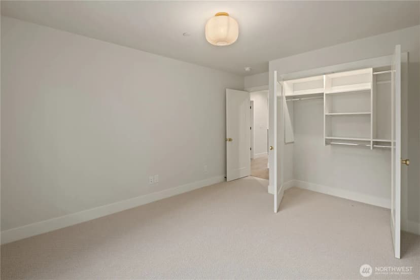 Property photo for 335 18th Avenue, Kirkland photo 31
