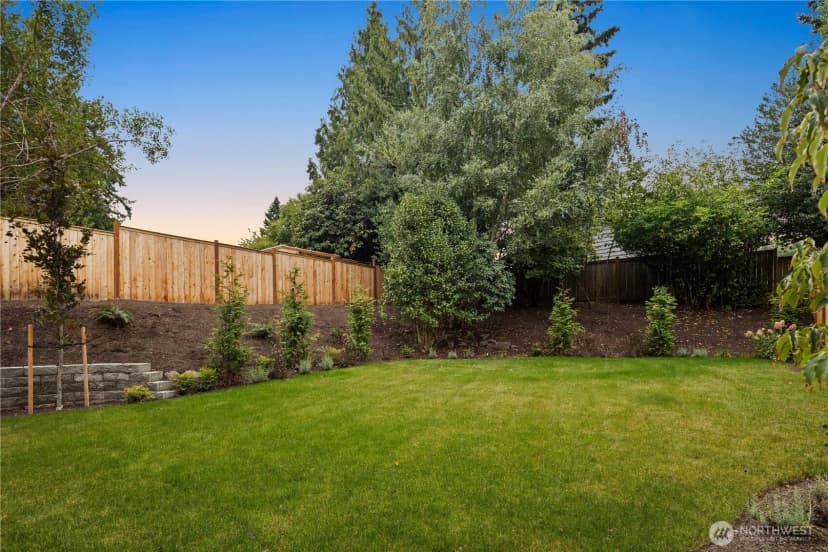 Property photo for 335 18th Avenue, Kirkland photo 37