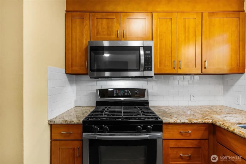 Property photo for 19040 103rd Avenue Ne, Bothell photo 15