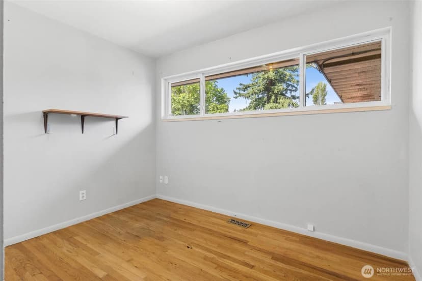 Property photo for 19040 103rd Avenue Ne, Bothell photo 19