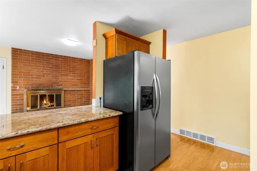 Property photo for 19040 103rd Avenue Ne, Bothell photo 16