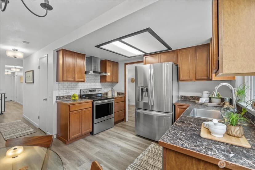 Property photo for 14407 Salal Drive, Edmonds photo 19