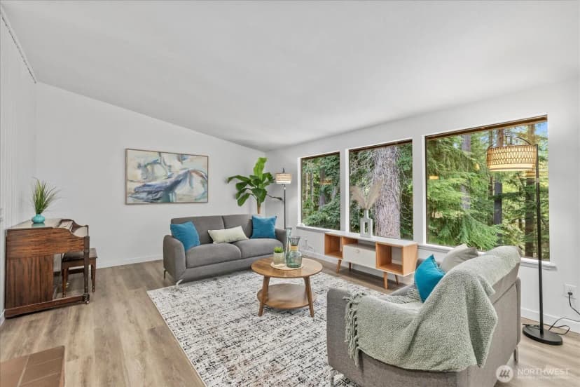 Property photo for 14407 Salal Drive, Edmonds photo 7