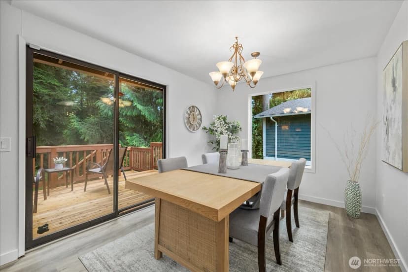 Property photo for 14407 Salal Drive, Edmonds photo 15