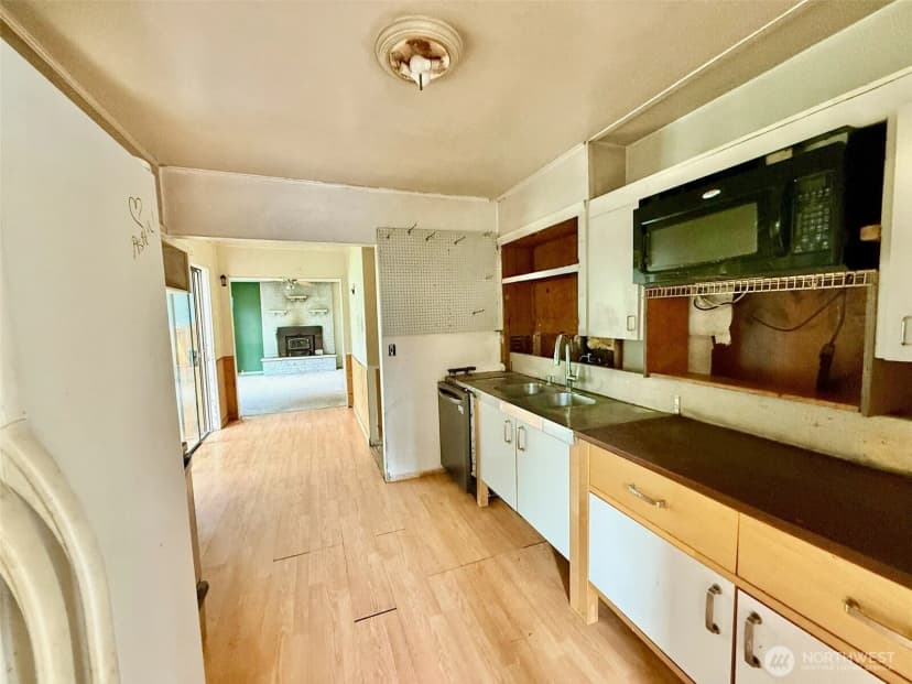 Property photo for 3302 119th Avenue E, Edgewood photo 9