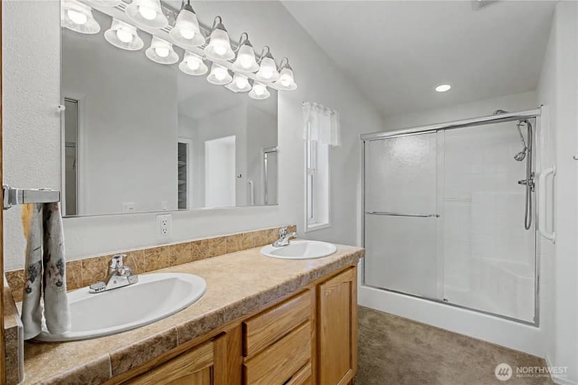 Property photo for 3504 Meadowbrook Lane Se, Lacey photo 13