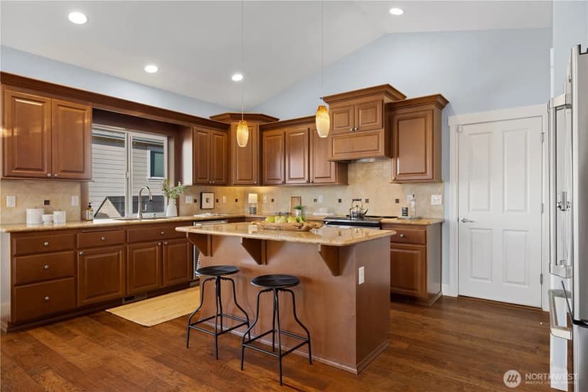 Property photo for 8508 184th Street Sw, Edmonds photo 11