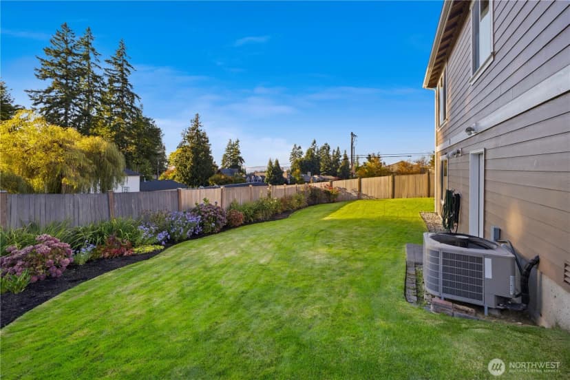 Property photo for 8508 184th Street Sw, Edmonds photo 31