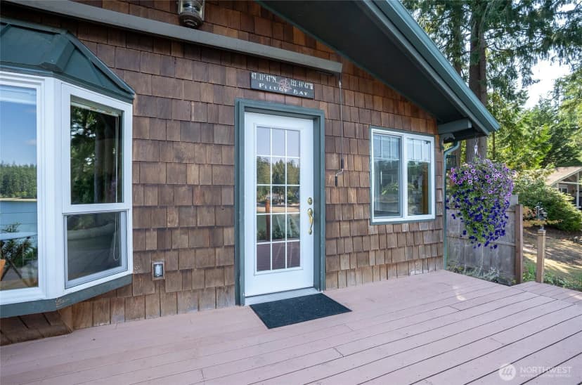 Property photo for 6616 156th Avenue Sw, Longbranch photo 29