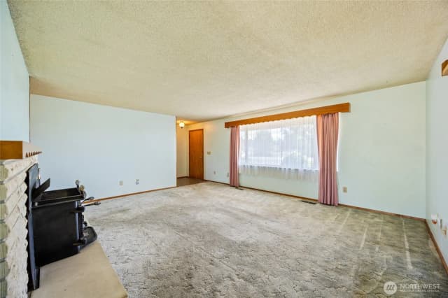 Property photo for 26710 Se 416th Street, Enumclaw photo 5