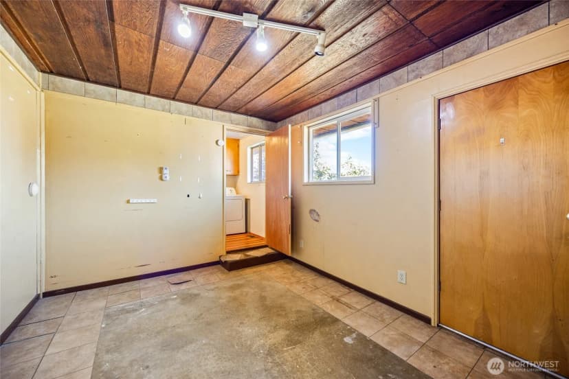 Property photo for 26710 Se 416th Street, Enumclaw photo 30