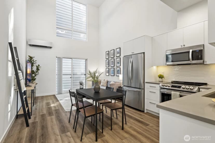 Property photo for 1508 #b 18th Ave #b, Seattle photo 11
