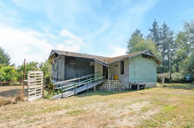 Property photo for 821 153rd Avenue Sw, Lakebay photo 2