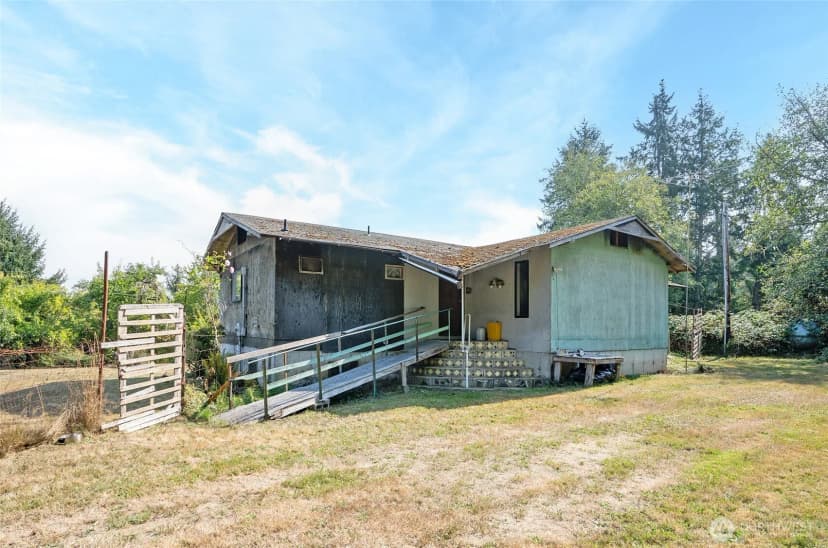 Property photo for 821 153rd Avenue Sw, Lakebay photo 2