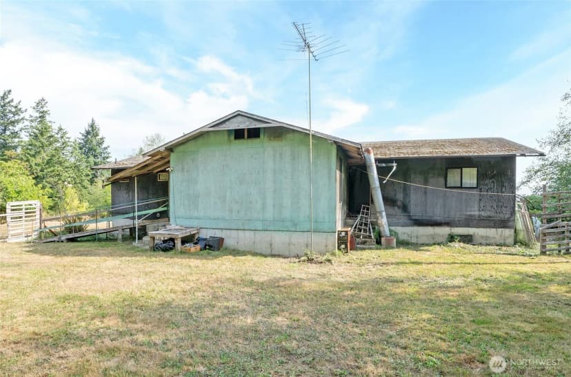 Property photo for 821 153rd Avenue Sw, Lakebay photo 3