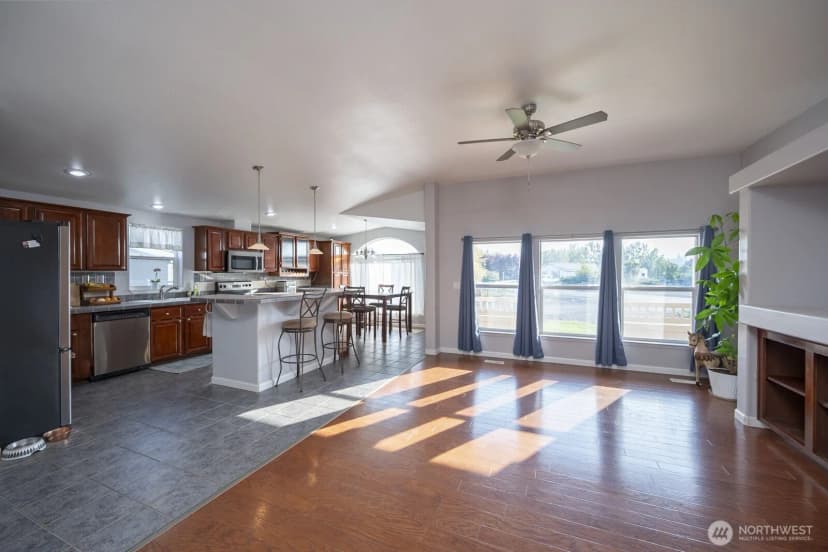 Property photo for 2250 Cherry Blossom Drive, Ephrata photo 7
