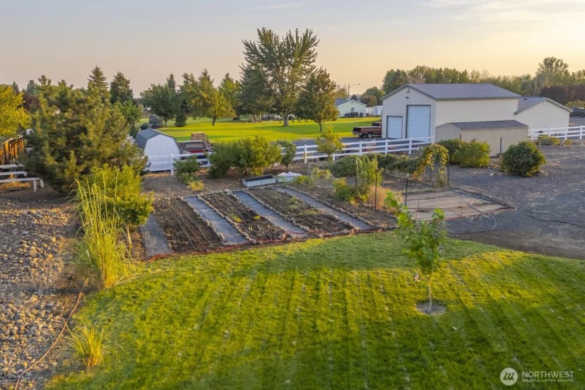 Property photo for 2250 Cherry Blossom Drive, Ephrata photo 8