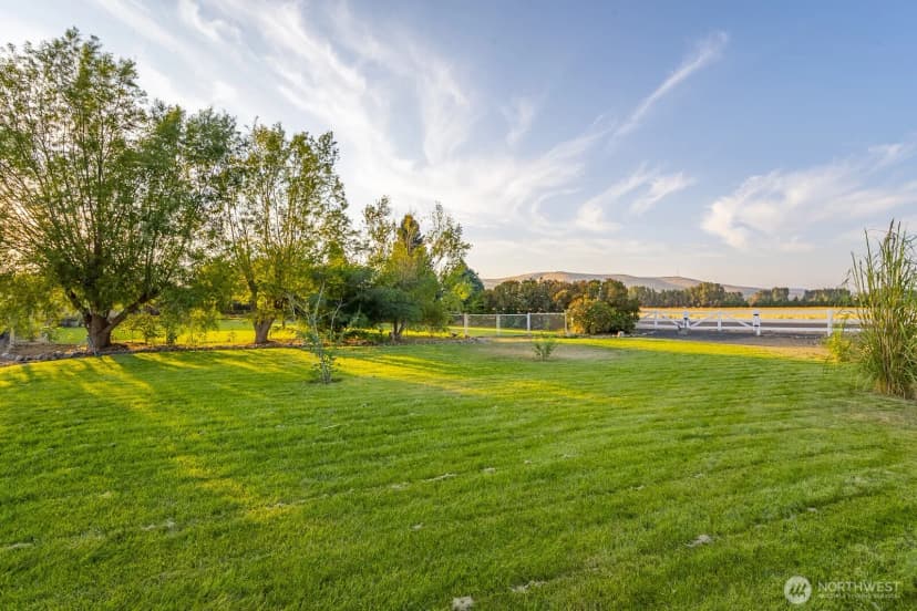 Property photo for 2250 Cherry Blossom Drive, Ephrata photo 36