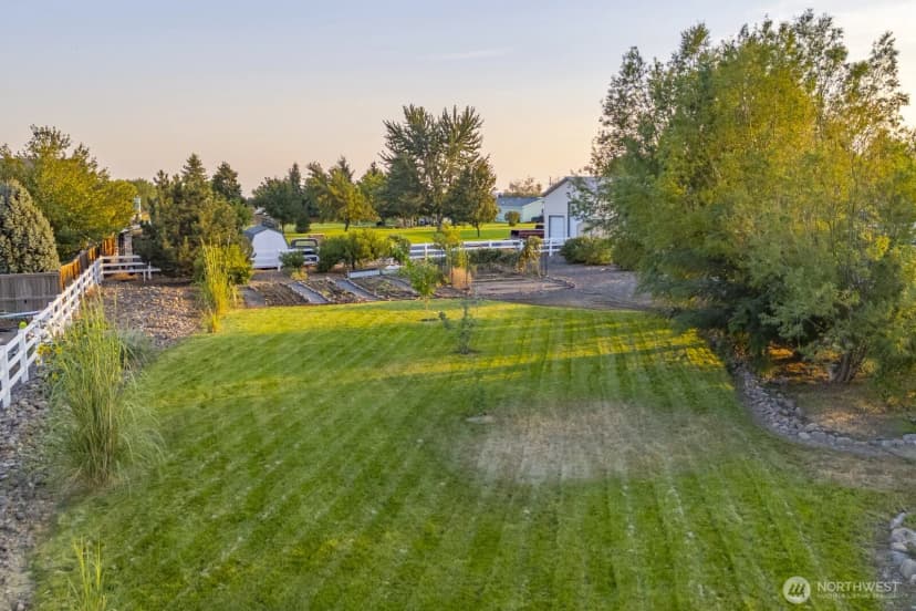 Property photo for 2250 Cherry Blossom Drive, Ephrata photo 10