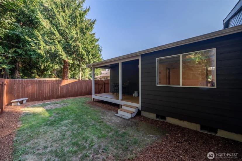 Property photo for 449 Oak Hill Lane, Burlington photo 24