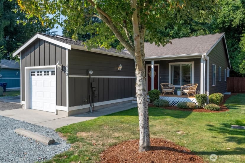 Property photo for 449 Oak Hill Lane, Burlington
