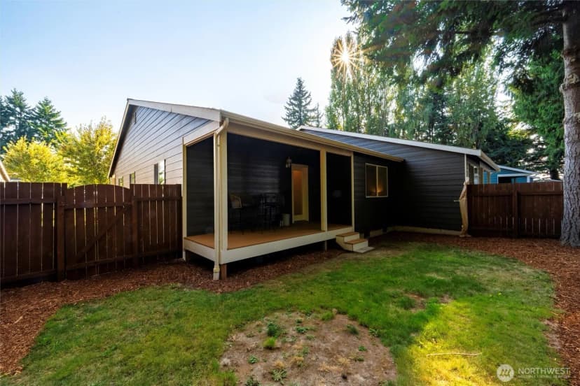 Property photo for 449 Oak Hill Lane, Burlington photo 23