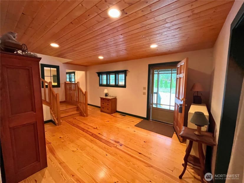 Property photo for 727 114th Street Ne, Tulalip photo 10