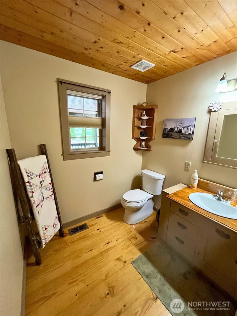 Property photo for 727 114th Street Ne, Tulalip photo 16